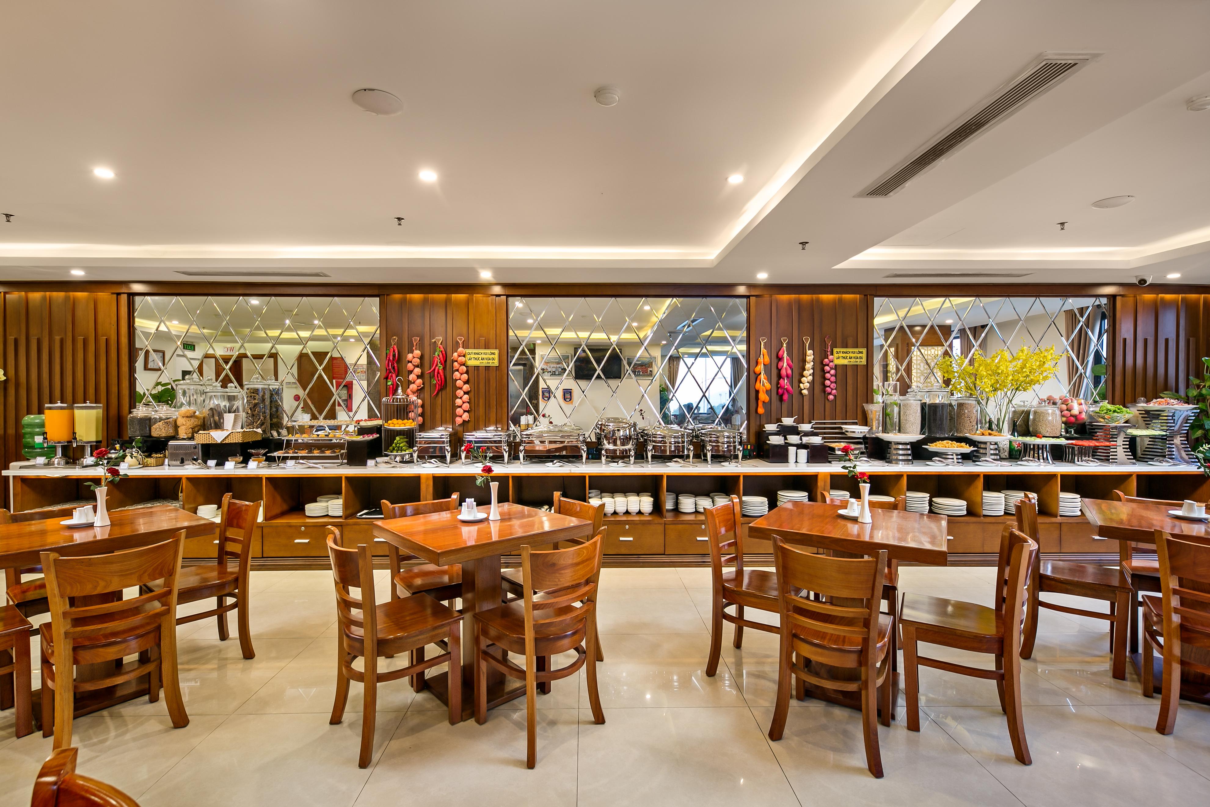 Delicate Hotel Da Nang Bagian luar foto