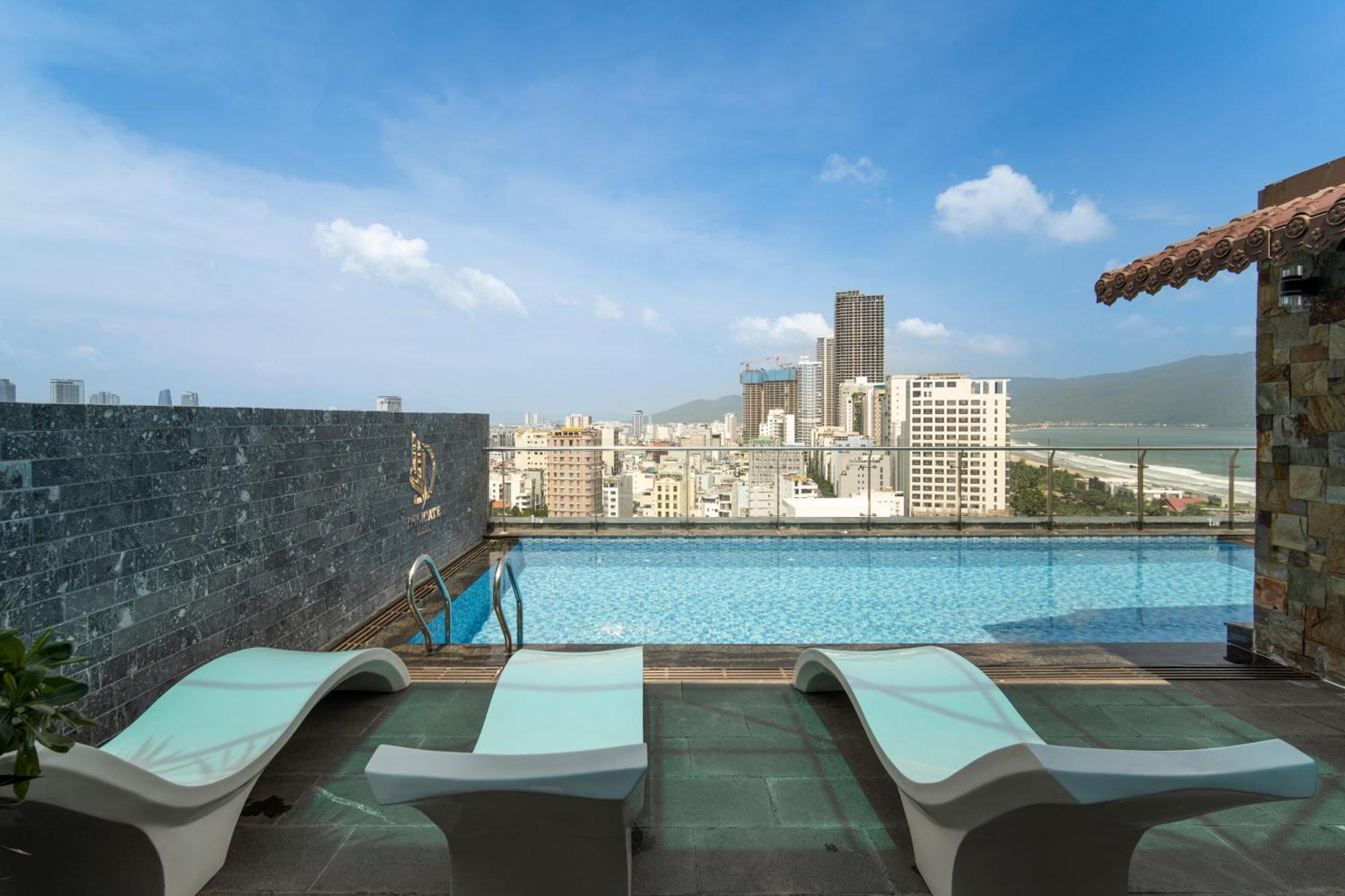 Delicate Hotel Da Nang Bagian luar foto