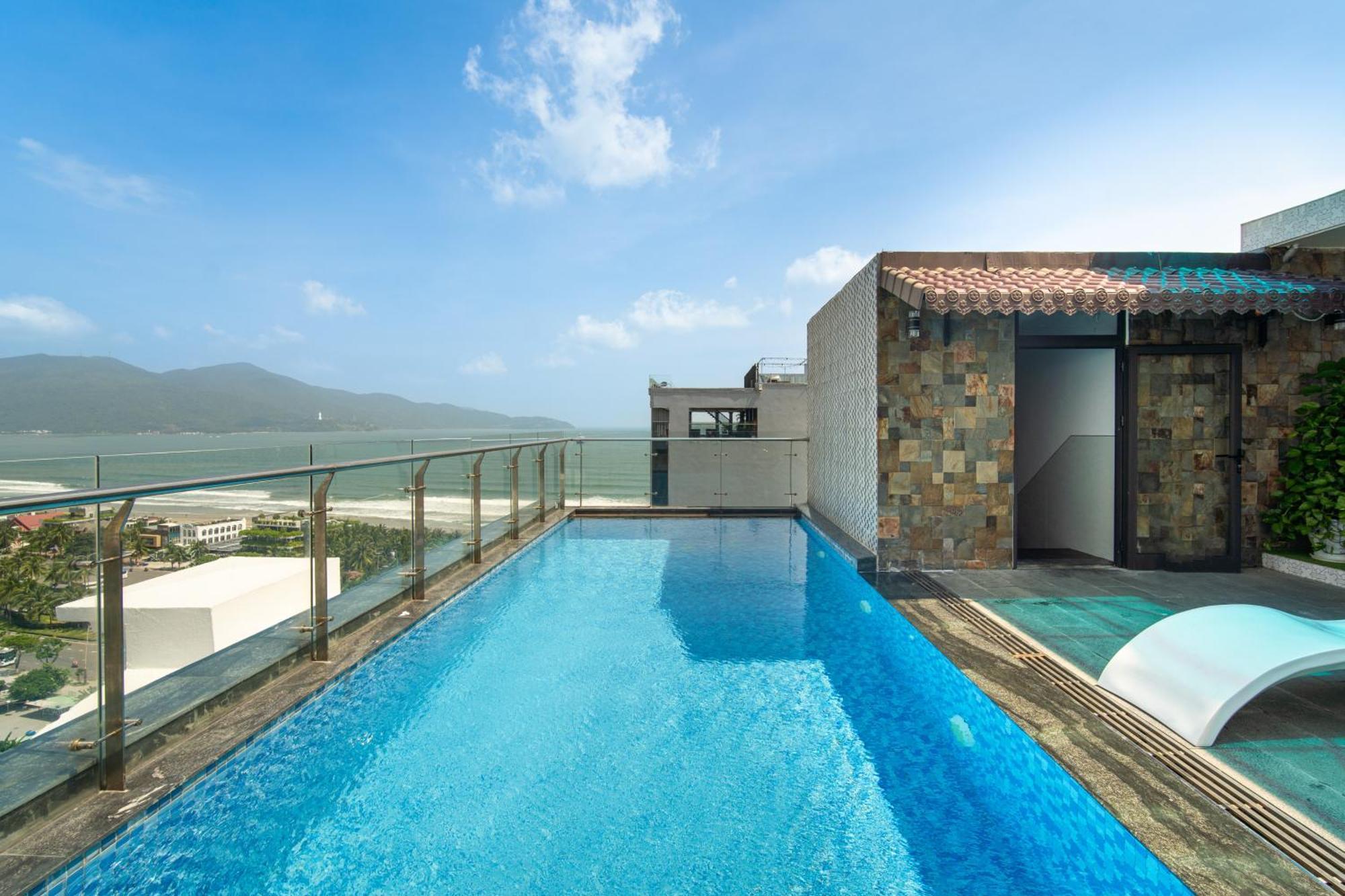 Delicate Hotel Da Nang Bagian luar foto